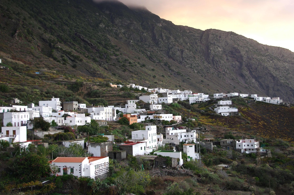 El Ayuntamiento de La Frontera saca a licitación  la mejora de la red de abastecimiento de Sabinosa 