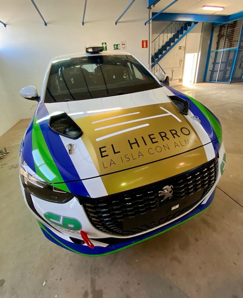 Turismo El Hierro patrocina al piloto herreño Zósimo Hernández en su participación en el rally Islas Canarias